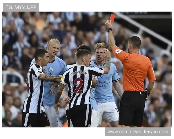 纽卡斯尔防线协同移动：重塑防守节奏，掌控比赛节拍